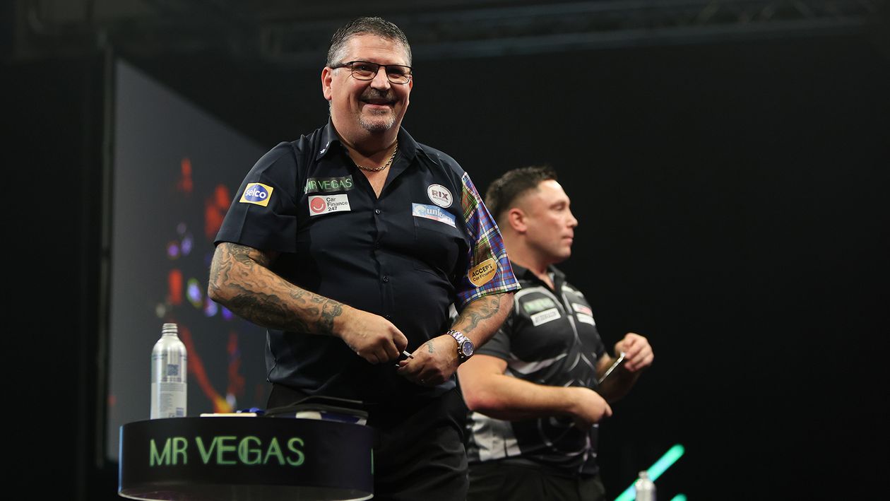 Darts results Gary Anderson beats Gerwyn Price at the Grand Slam of