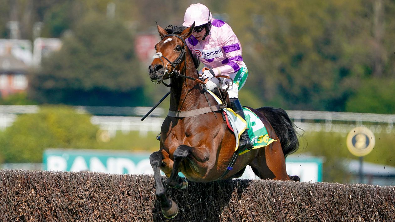 Greaneteen wins the Celebration Chase