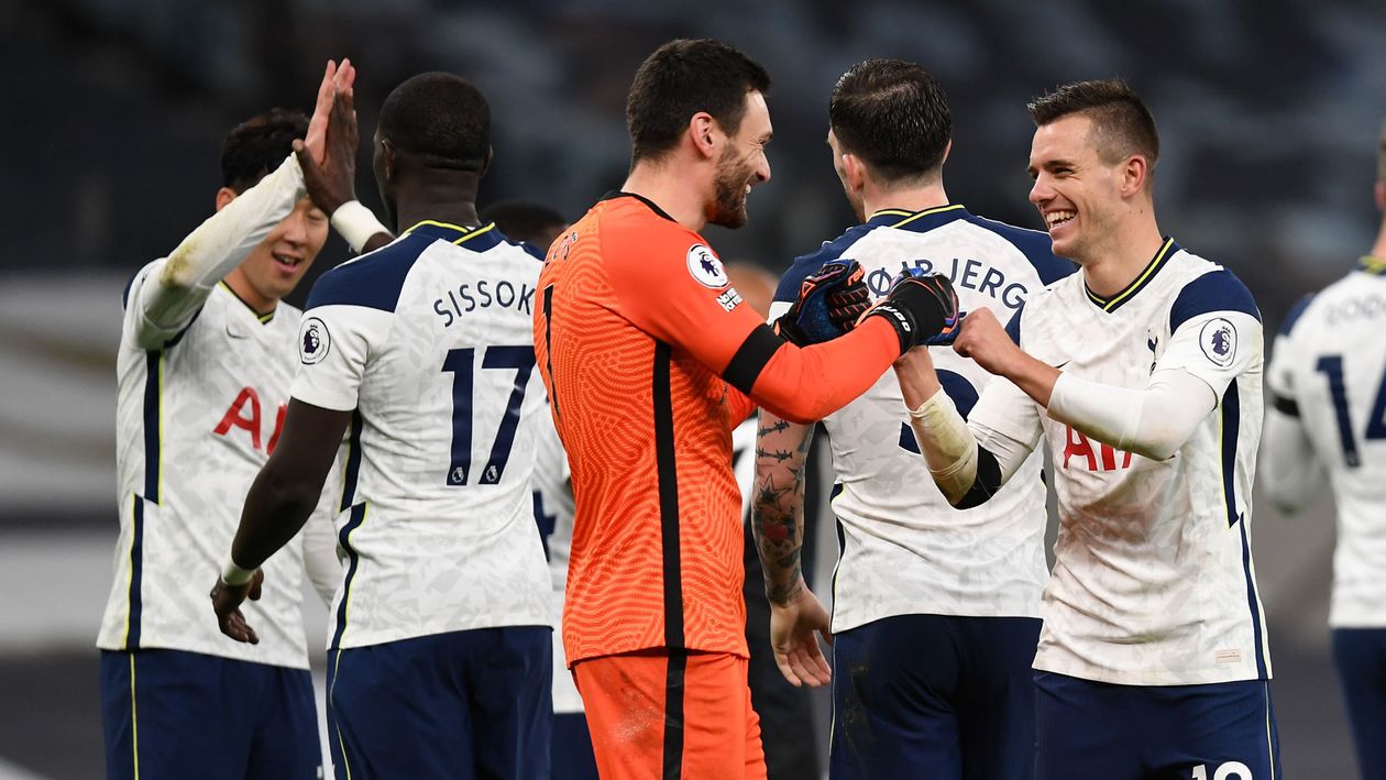 Spurs celebrate victory over Manchester City