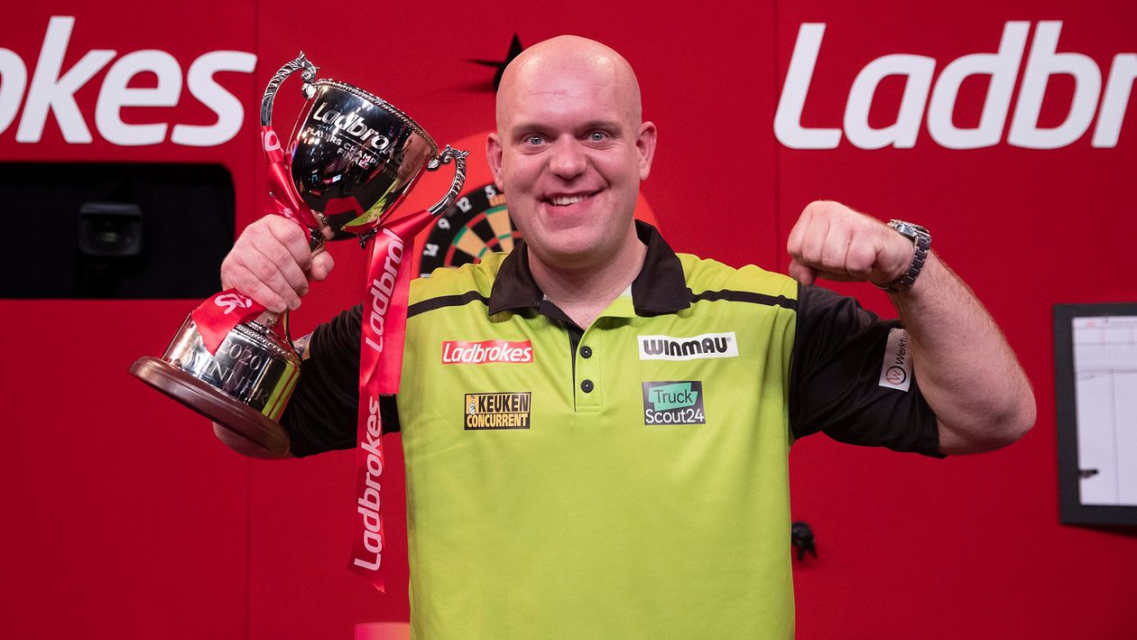 Michael van Gerwen won the Players Championship Finals (Picture: Lawrence Lustig/PDC)