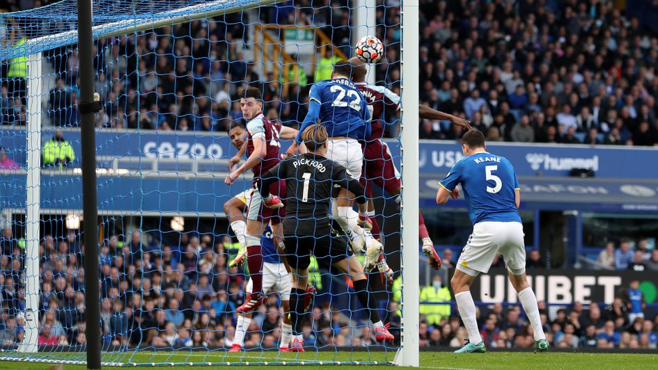 Angelo Ogbonna scores against Everton