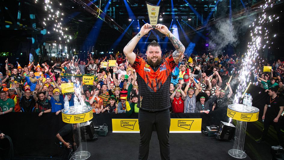 Michael Smith and Nathan Aspinall (Picture: Jonas Hunold/PDC Europe)