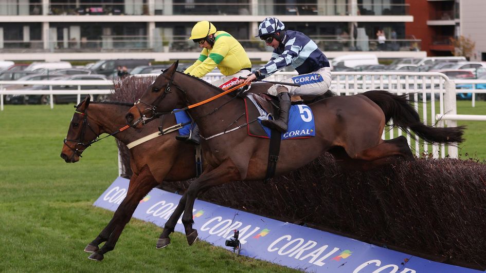 Booster Bob gets the better of Leader In The Park at Newbury