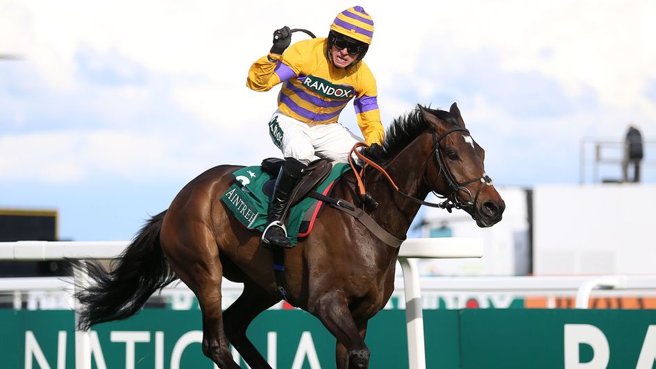 Gelino Bello wins under Harry Cobden