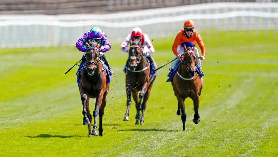 Navello quickens clear at Chester