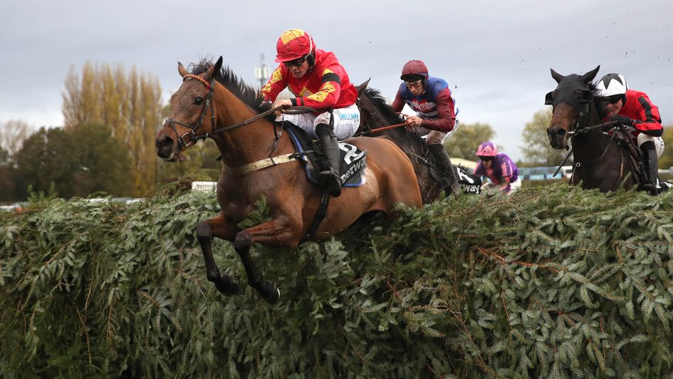 Mac Tottie wins at Aintree