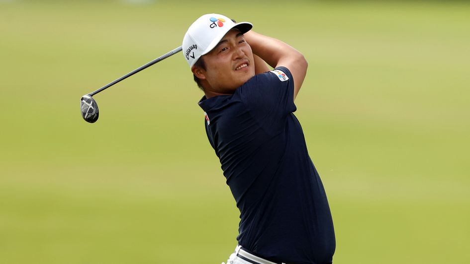 KH Lee - in good position to claim title