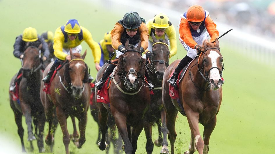 Ten Bob Tony snatches a thrilling win at Epsom