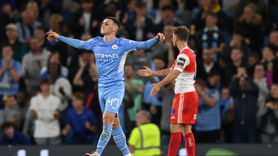 Phil Foden stars as City cruise past Wycombe