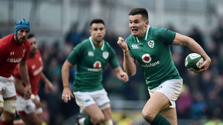 Jacob Stockdale races clear for Ireland