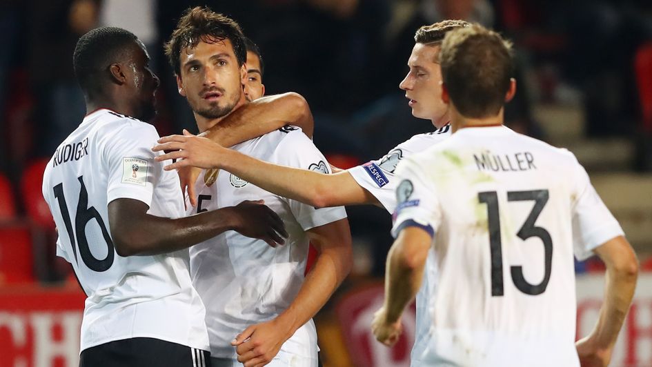 Mats Hummels & Germany celebrate