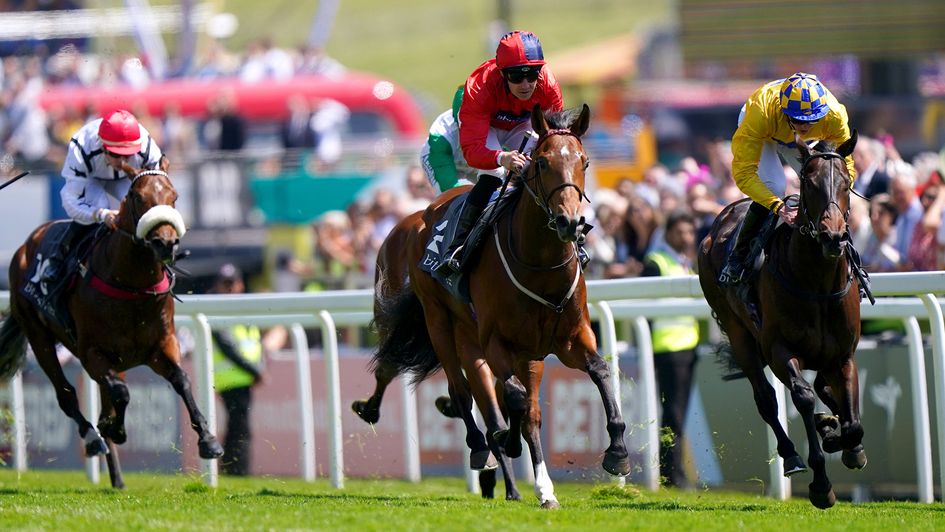 Bobsleigh wins the opening race at the Derby Festival