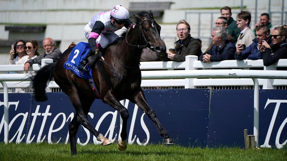 Balantina ridden by Oisin Muprhy coming home to win the Tally Ho Stud Irish EBF Fillies Maiden