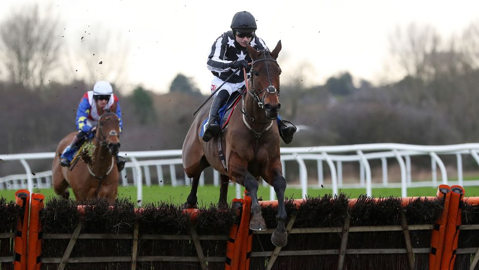 Imperial Alcazar - Ben Linfoot banker