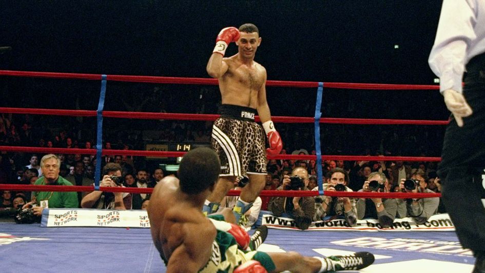 Prince Naseem Hamed v Kevin Kelley in New York