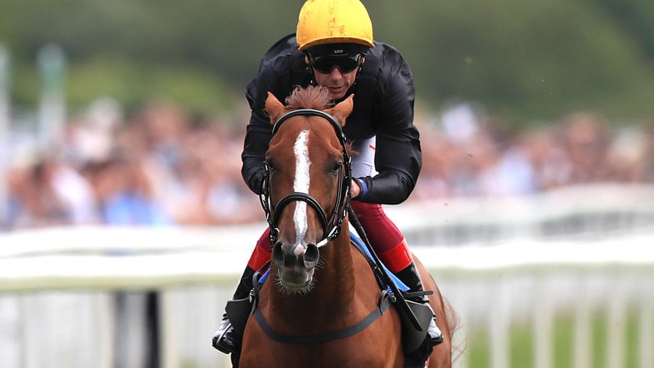 Stradivarius wins in fine style under Frankie Dettori at York
