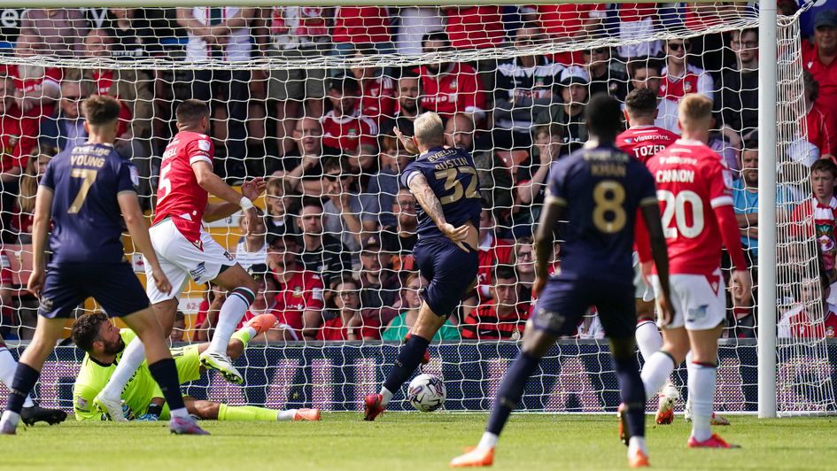 Charlie Austin scores against Wrexham