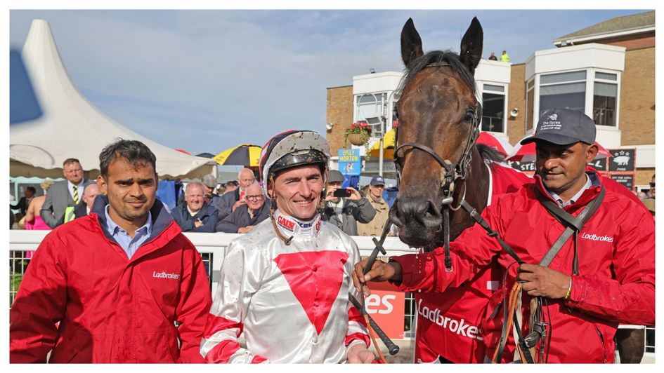 Danny Tudhope and Pellitory after their Ayr Gold Cup win