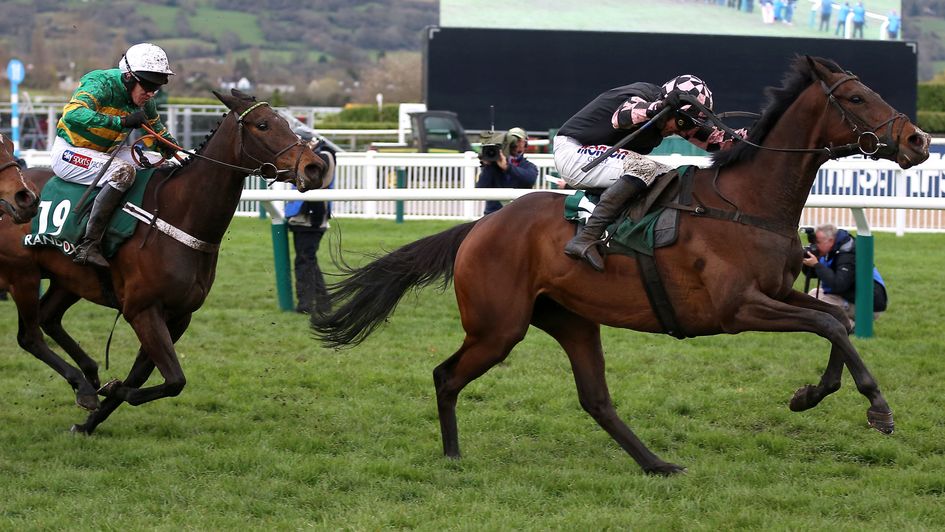 Ch'tibello powers clear of his County Hurdle rivals