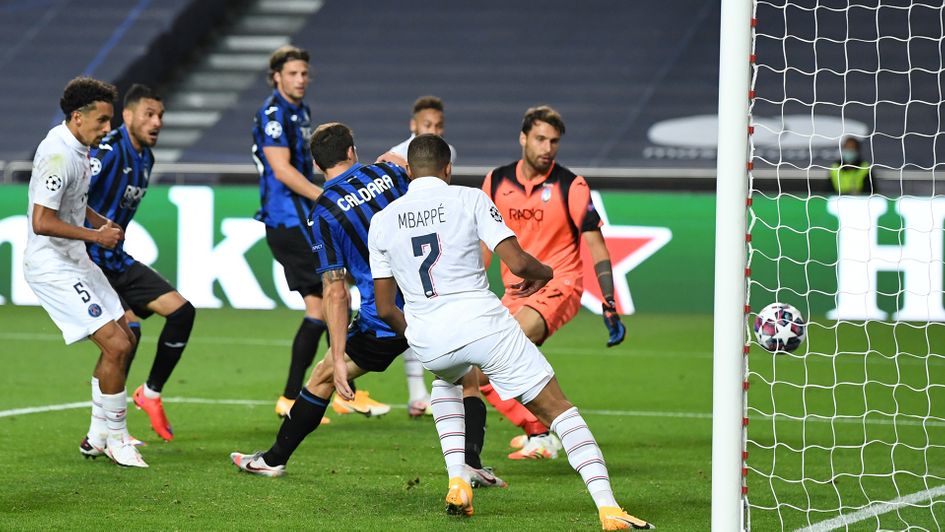 Marquinhos scores in the 90th minute for PSG