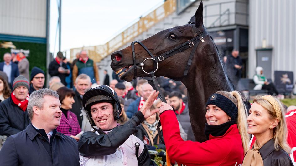 Gordon Elliott looks up admiringly at Gerri Colombe