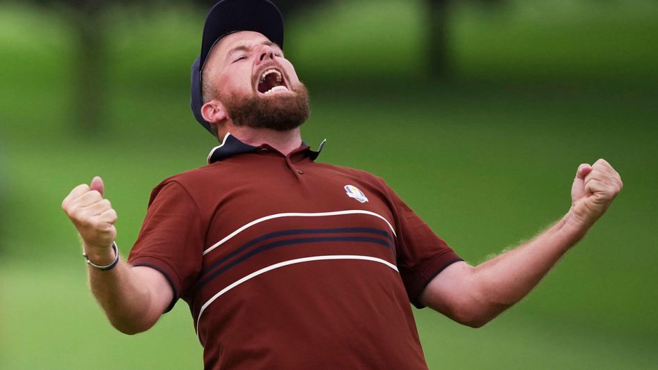 Shane Lowry celebrates