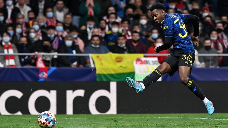 Anthony Elanga scores against Atletico Madrid