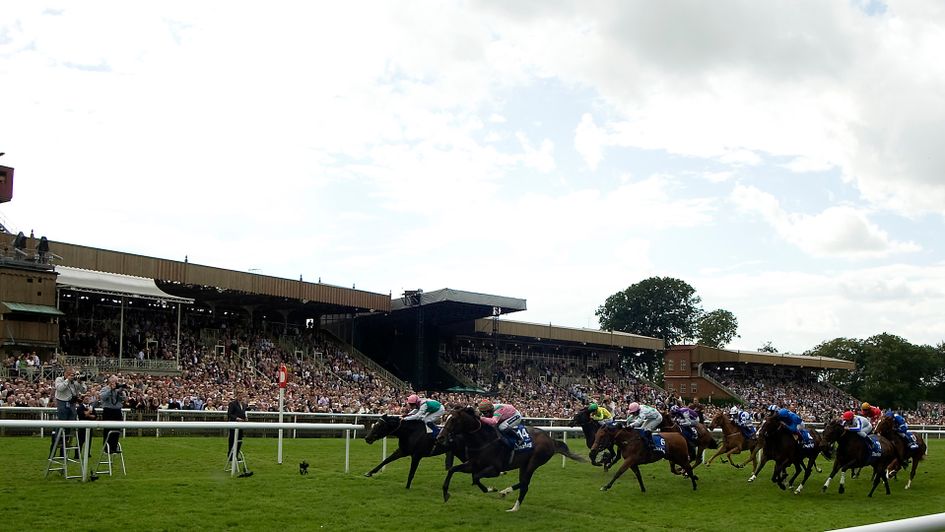 Action from the July Course at Newmarket
