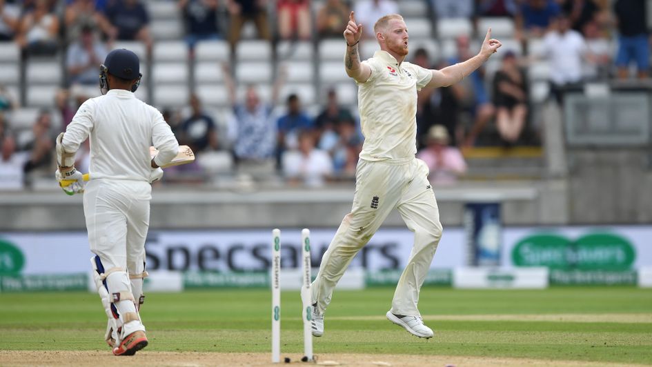 Ben Stokes dismisses Dinesh Karthik