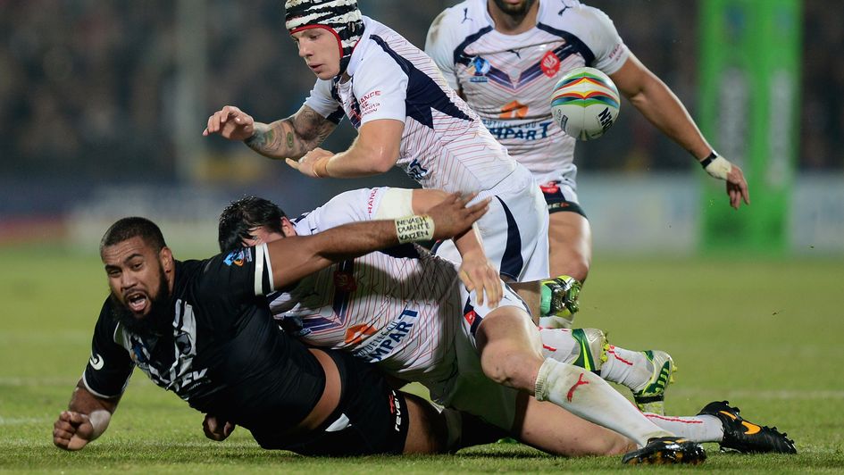 Theo Fages (C) will skipper France