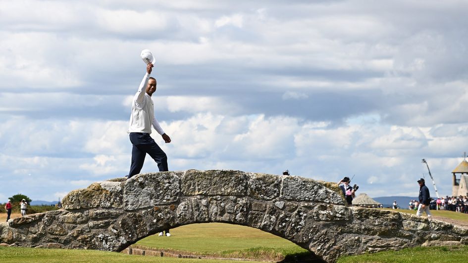 Tiger Woods on the 18th at St Andrews