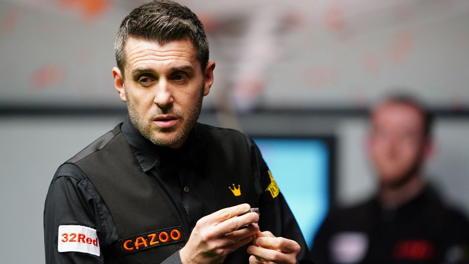 Mark Selby leads Mark Allen 7-6