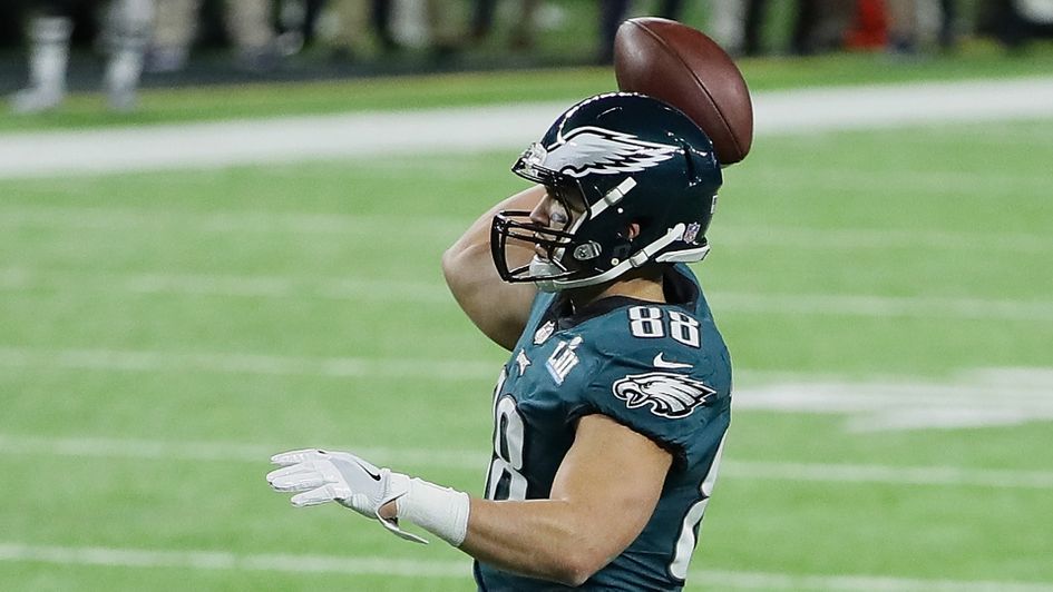 Trey Burton threw a touchdown pass in 2018