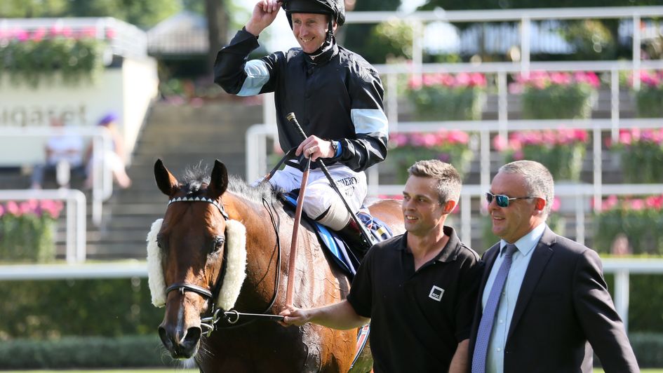 Zhui Feng and Martin Dwyer