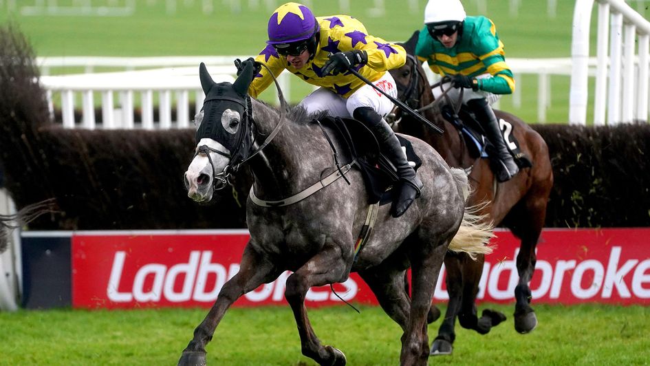 Il Etait Temps wins at Punchestown