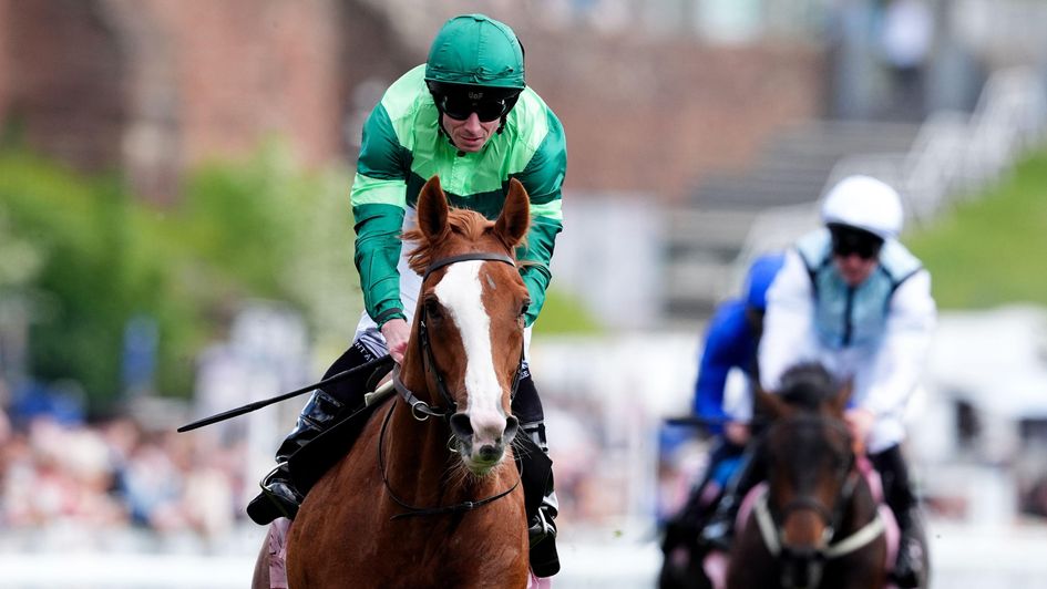 Benvenuto Cellini is clear in the Chester Vase
