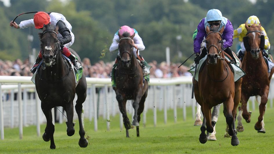 Arabian Queen beats Golden Horn at York