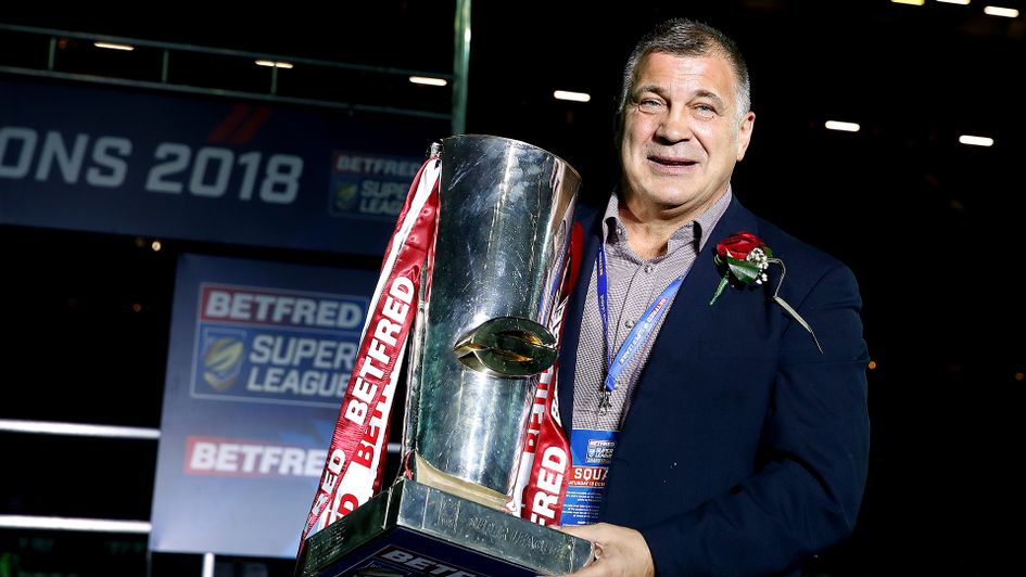 Shaun Wane with the Super League trophy after Wigan won the 2018 Grand Final