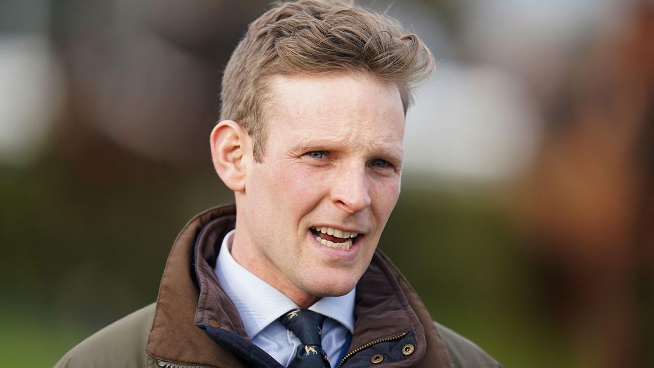 Trainer Billy Aprahamian