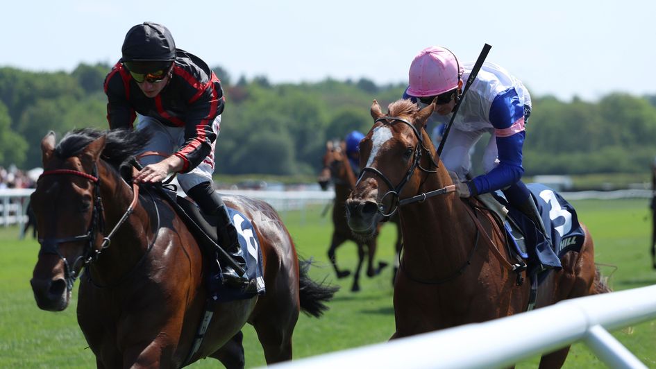 Maltese Cross edges out Bay Of Brilliance
