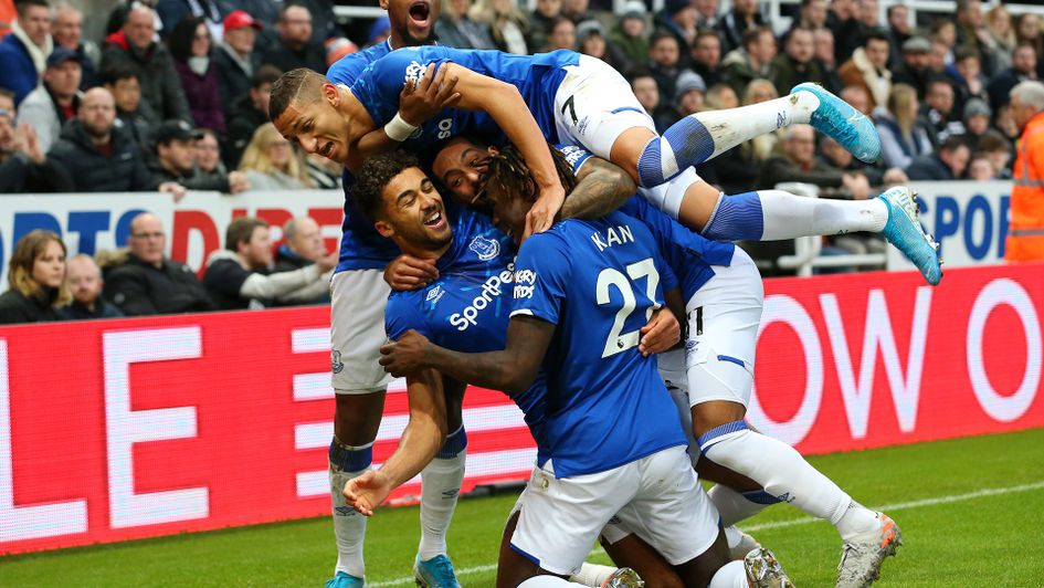 Everton celebrate Dominic Calvert-Lewin's goal at Newcastle