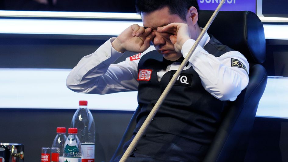 Ding Junhui overcame ill health and some technical troubles