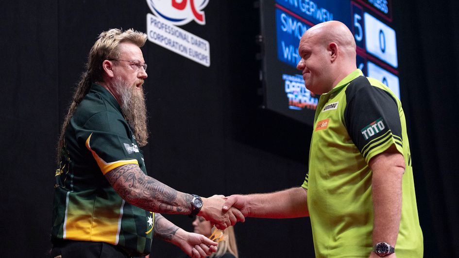 Simon Whitlock extended his winning sequence against Michael Van Gerwen (Kais Bodensieck/PDC Europe)