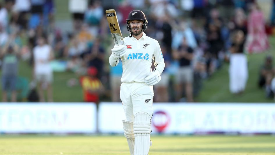 Tom Blundell's brilliant hundred kept England at bay