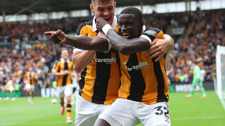 Nobel Mendy celebrates