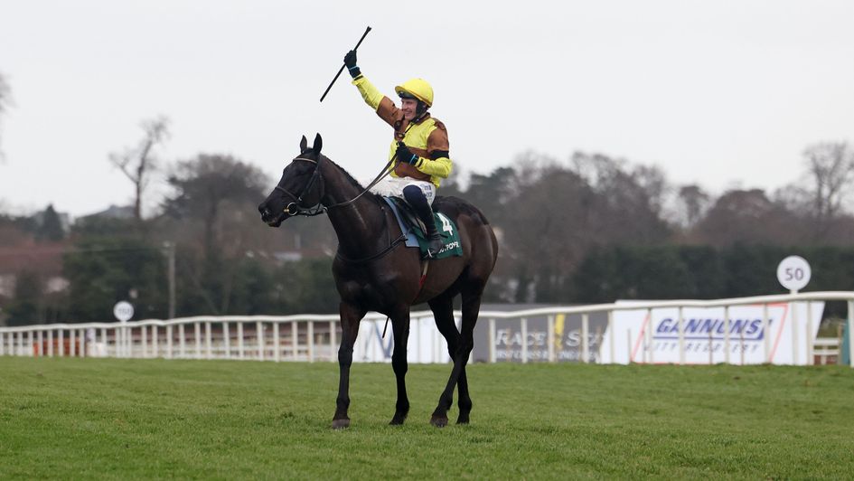 Paul Townend salutes the Leopardstown crowd on Galopin Des Champs