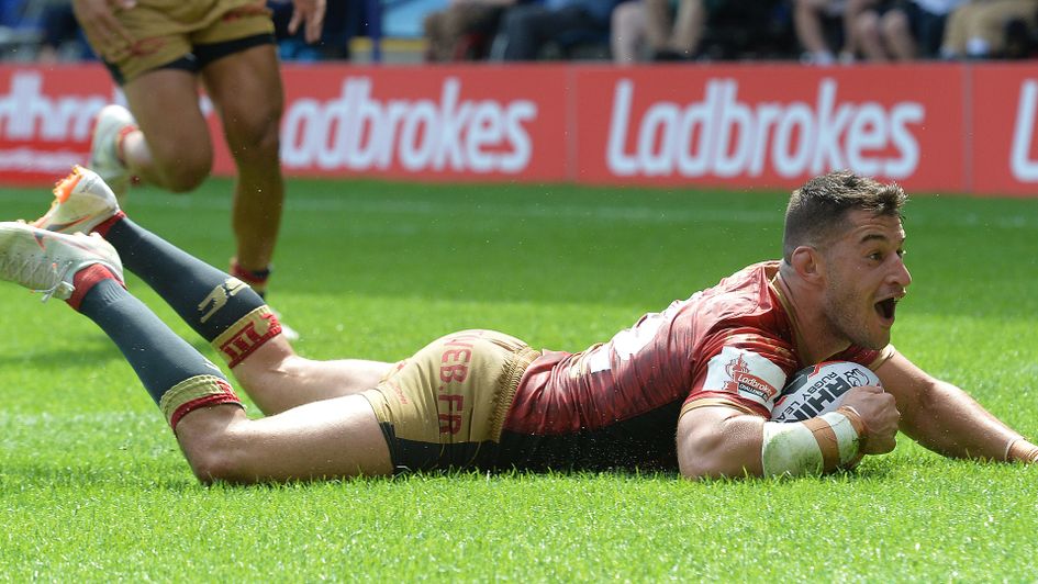 Benjamin Garcia crosses for Catalans