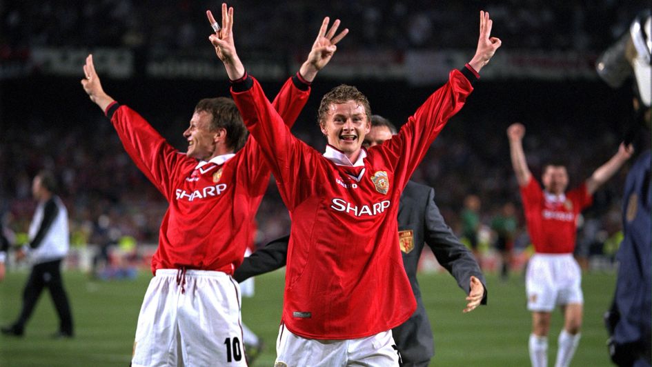 Ole Gunnar Solskjaer (centre) celebrates after Manchester United's UEFA Champions League success in 1999