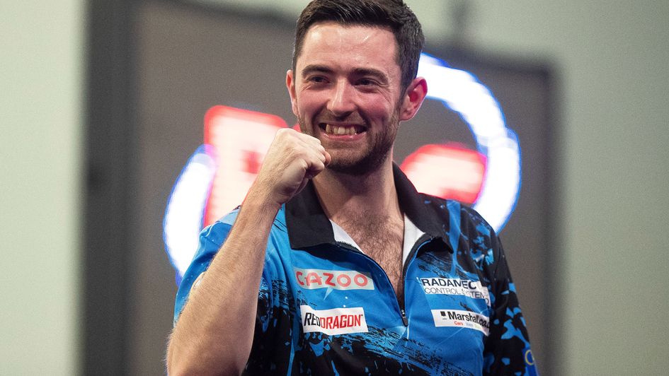 Luke Humphries celebrates (Taylor Lanning/PDC)
