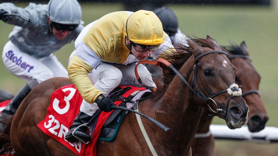 Corinthia Knight wins under Oisin Murphy